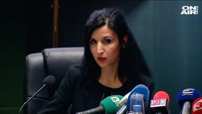 Уж финансови брокери ни офертират да инвестираме в акции, а всъщност измама