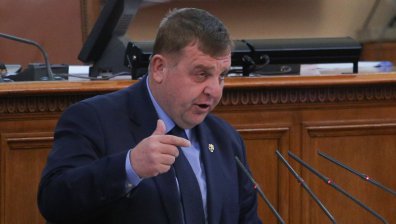 Каракачанов категоричен: Няма свръхпродажба на имоти откакто съм министър