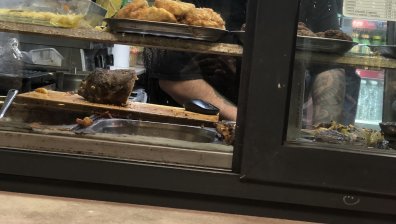 В столично заведение: Храната се приготвя на плот до мишката на компютъра