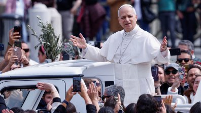 Папа Лъв XIV към Тръмп: Търсете изход от войната и спрете насилието