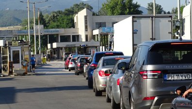 Евтините сертификати за антигенни тестове "на черно" стават хит у нас