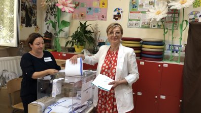Екатерина Захариев: Гласувах България да е силна и стабилна държава
