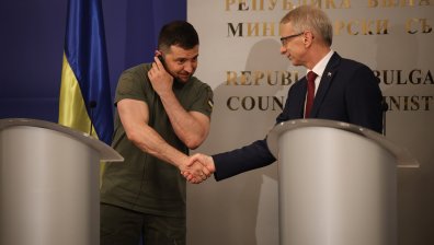 Денков: На Украйна няма да бъде предадено нищо, застрашаващо нашата сигурност