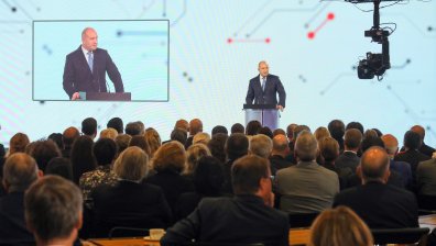 Радев в Мюнхен: Трябва да създадем стимули за иновациите и бизнеса