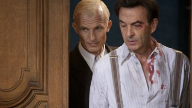 Хайнрих принуждава Даниел да издаде брат си 