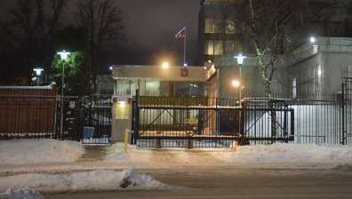 Испания и Швеция също експулсират руски дипломати и служители на посолството