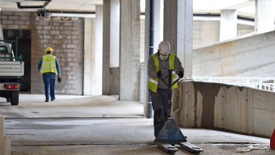 4,5 млн. души се връщат на работа в Италия, в Гърция вече излизат без SMS