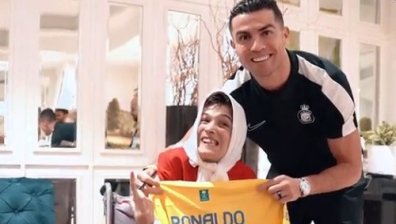 Роналдо пак сгафил, грозят го 99 удара с камшик (+ВИДЕО)