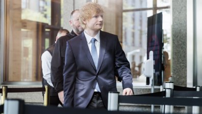 Ед Шийрън се изправи пред съда заради обвинение в плагиатство