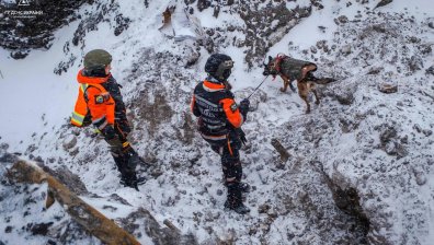 Битка с Русия и зимата - спасители в Украйна са на няколко фронта (+СНИМКИ)