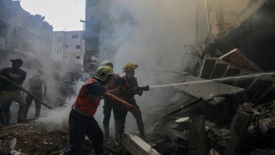 Изтезания и разчленени тела - Израел описва следите от зверствата на "Хамас"