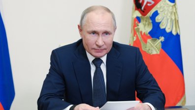 Путин: Русия ще избие зъбите на всеки, който се опита да отхапе нещо от нея