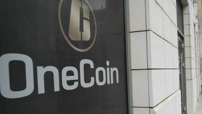 Екстрадираха българка в САЩ, съдят я за криптоизмамата OneCoin