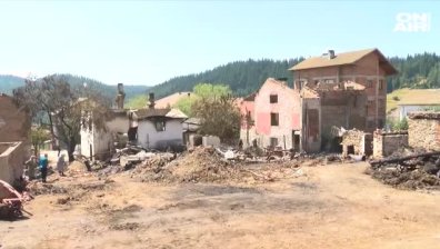 Разкриват дарителска сметка за пострадалите семейства след пожара в Кръстава