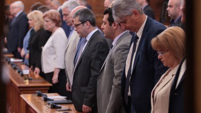 Парламентът почете с едноминутно мълчание паметта на Снежана Дукова