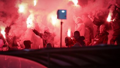 БФС одруса здраво "Левски" и ЦСКА заради феновете им