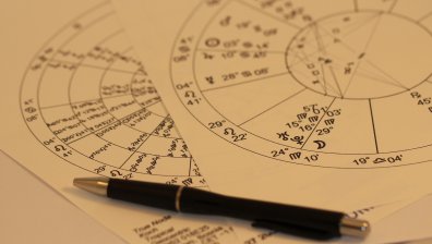Хороскоп за 10 февруари: Внимавайте с парите и комуникацията