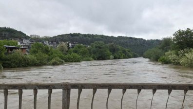 Отменят тържествата за 24 май след потопа във Велико Търново