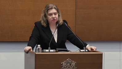 БСП избра доц. Киселова за председател на парламентарната група