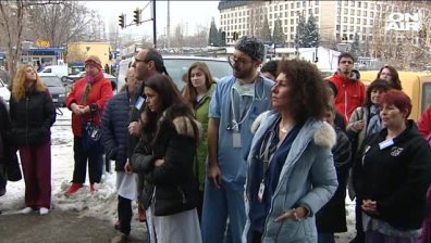 Медиците от "Пирогов" на протест за пети пореден ден