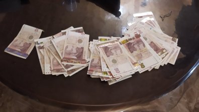 Арестуваха крупни наши ало измамници в Букурещ