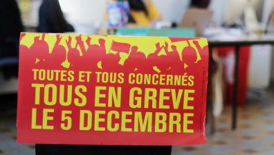 Над 150 протестни събития блокират Франция на 5 декември 