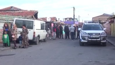 Задържаха 17 души за купуване на вот при полицейска акция в Бургас