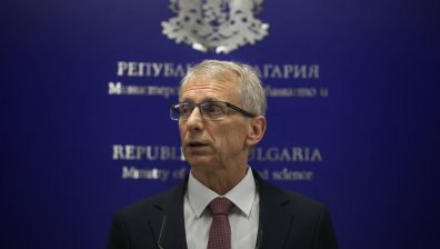 МС решава дали да отпусне допълнителни пари на МОН