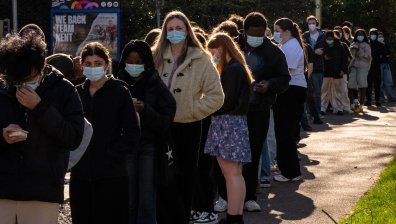 Менингит във Великобритания: Спешно предупреждение за общественото здраве