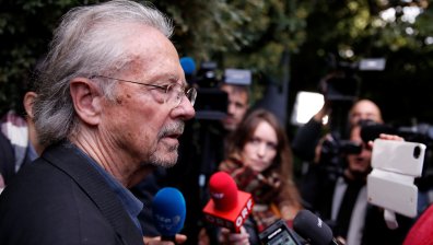Скандал с марка "Нобел": Литературата е над политиката