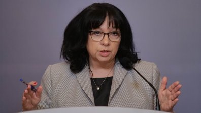 Финансовият министър: Няма да позволим спекула с цените при въвеждането на еврото