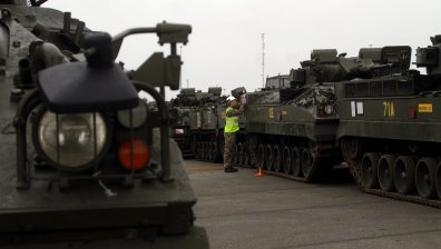 НС реши: Купуваме бронетранспортьорите "Страйкър" за над 2,5 млрд. лв.