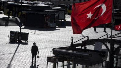 7 турски военни загинаха при самолетна катастрофа