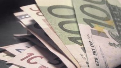 Висшата лига прибира 1 млрд. от британски клубове