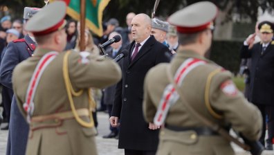 Радев: Венецуела е епизод от разграждането на международния ред (+ВИДЕО)