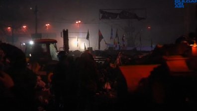 В Киев се стигна до сблъсъци заради махането на барикадите