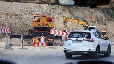 Властите проверяват има ли срутване на "Хемус"