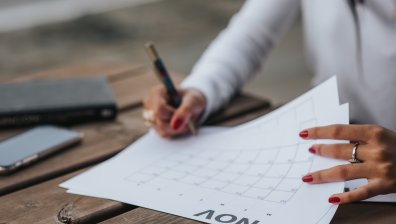 Колко са официалните празници през 2024 г. и колко пари ще изкараме, ако работим на тях?