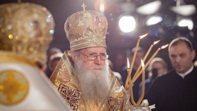 Двудневен траур в памет на патриарх Неофит