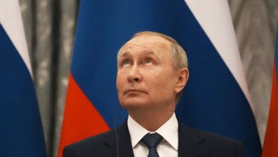 Френска медия: Путин "играе шах", но близо до Европа се играе покер