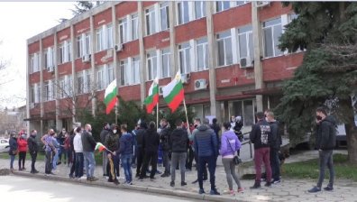 Празни зали: Танцови школи и фитнеси недоволни заради новия локдаун