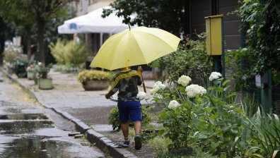Жълт код за дъжд и гръмотевици за 19 области