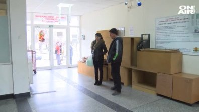 Шофьор блъсна бременна жена на пешеходна пътека и избяга