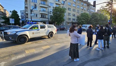 Иван Таков: Спрете с ремонта на "Патриарха"