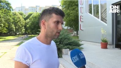 Вандали потрошиха витрина на хотел в София посред бял ден