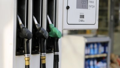 Отпадане на акциза за част от горивата и електроенергията: Ще овладеят ли мерките цените?