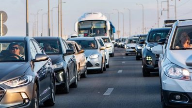 Музиката в колата намалявала стреса, докато шофираме