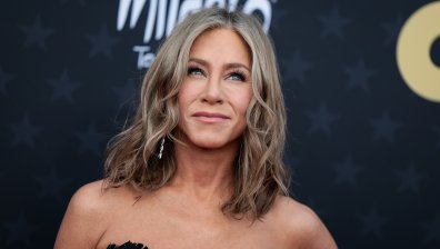 Дженифър Анистън изненада феновете, издава детска книга