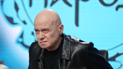 Слави Трифонов към Йотова: Госпожо президент, много ще се срамувате