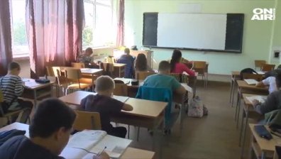 Реформа в образованието: По-малко теория, повече практика